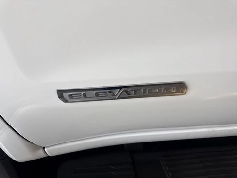 Used 2024 GMC Sierra 1500 Elevation w/ X31 Off-Road Package AWD/4WD image 11