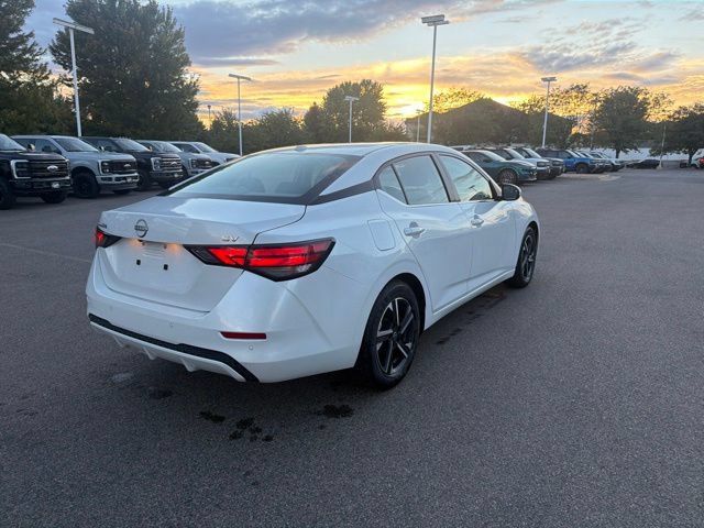Used 2024 Nissan Sentra SV FWD image 9