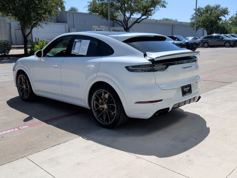 Used 2020 Porsche Cayenne Turbo AWD/4WD image 8