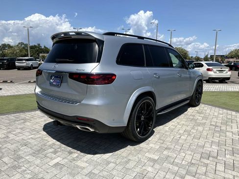 New 2026 Mercedes-Benz GLS 580 4MATIC image 5