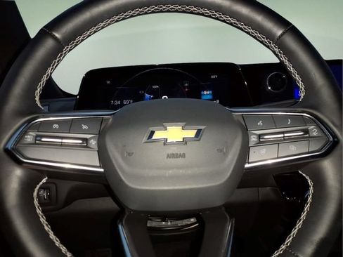 Used 2024 Chevrolet Blazer EV LT AWD/4WD image 21