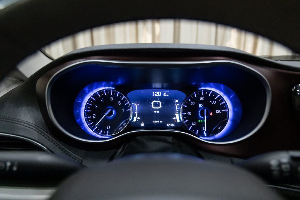 Used 2019 Chrysler Pacifica Limited FWD image 18