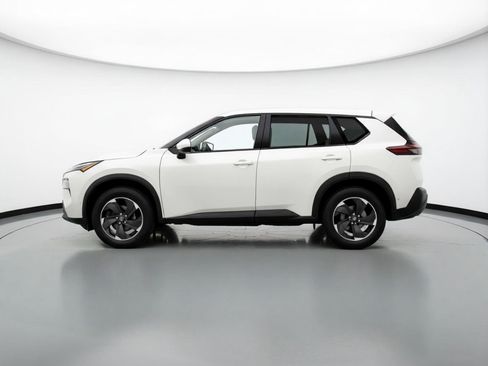 Used 2025 Nissan Rogue SV image 5