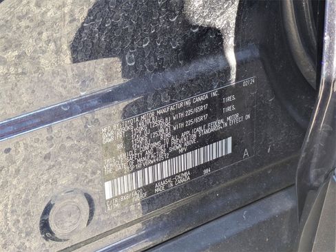 Used 2024 Toyota RAV4 XLE image 27