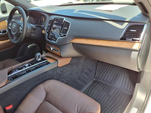Certified 2024 Volvo XC90 B5 Plus image 10