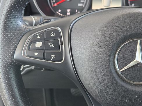 Used 2019 Mercedes-Benz GLC 300 image 25