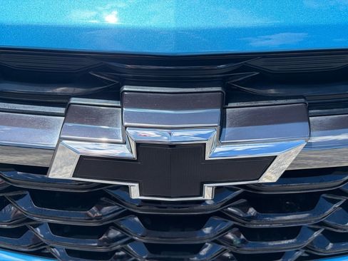 Used 2025 Chevrolet Trax RS w/ Driver Confidence Package FWD image 9