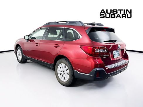 Used 2019 Subaru Outback 2.5i Premium AWD/4WD image 5