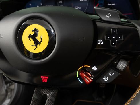 Used 2024 Ferrari Roma Spider image 40