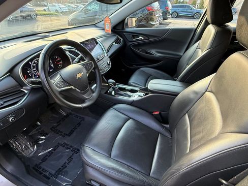 Used 2024 Chevrolet Malibu LT image 9