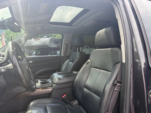 Used 2015 Chevrolet Suburban LT AWD/4WD image 11