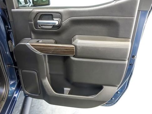 Certified 2021 Chevrolet Silverado 1500 LT Trail Boss w/ Convenience Package II image 28