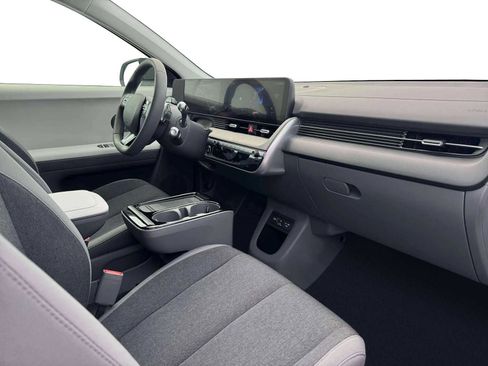 New 2026 Hyundai Ioniq 5 SE RWD image 15
