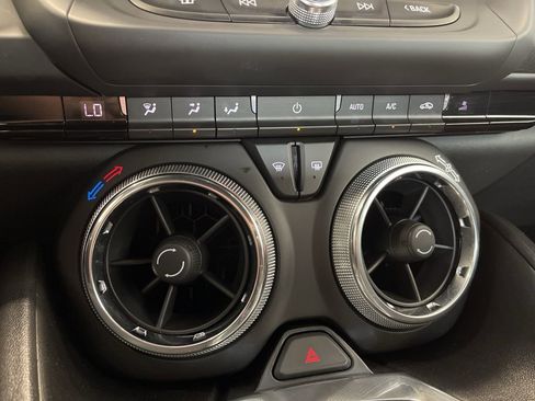 Used 2017 Chevrolet Camaro SS image 21