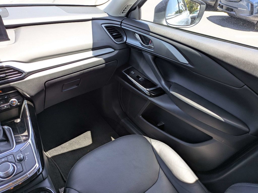 Used 2023 MAZDA CX-9 Touring Plus AWD/4WD image 22