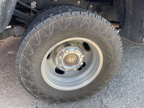 Used 2024 Ford F350 King Ranch image 8