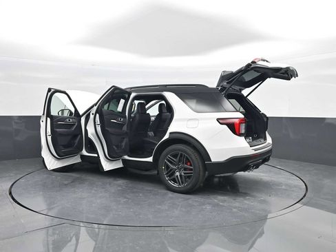 New 2026 Ford Explorer ST AWD/4WD image 70