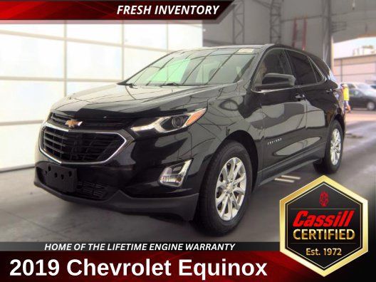 Used 2019 Chevrolet Equinox LT w/ LPO, Floor Liner Package AWD/4WD image 1