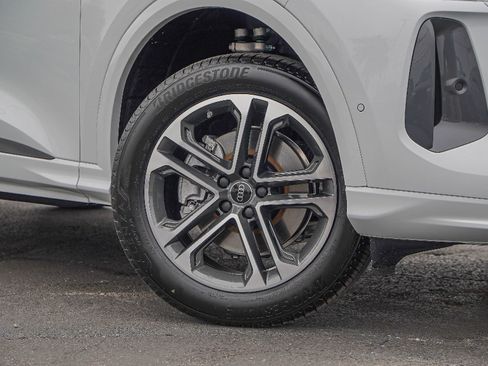 New 2025 Audi Q5 Premium Plus image 1