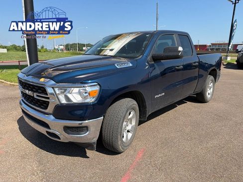 Used 2023 RAM 1500 Big Horn w/ Trailer Tow Group RWD image 1