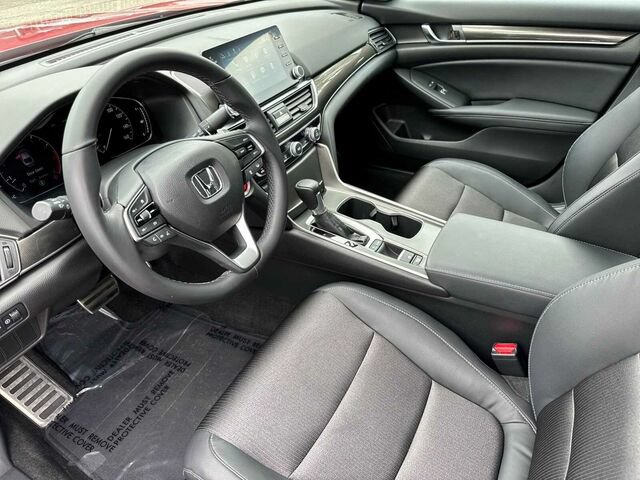 Used 2018 Honda Accord Sport image 10