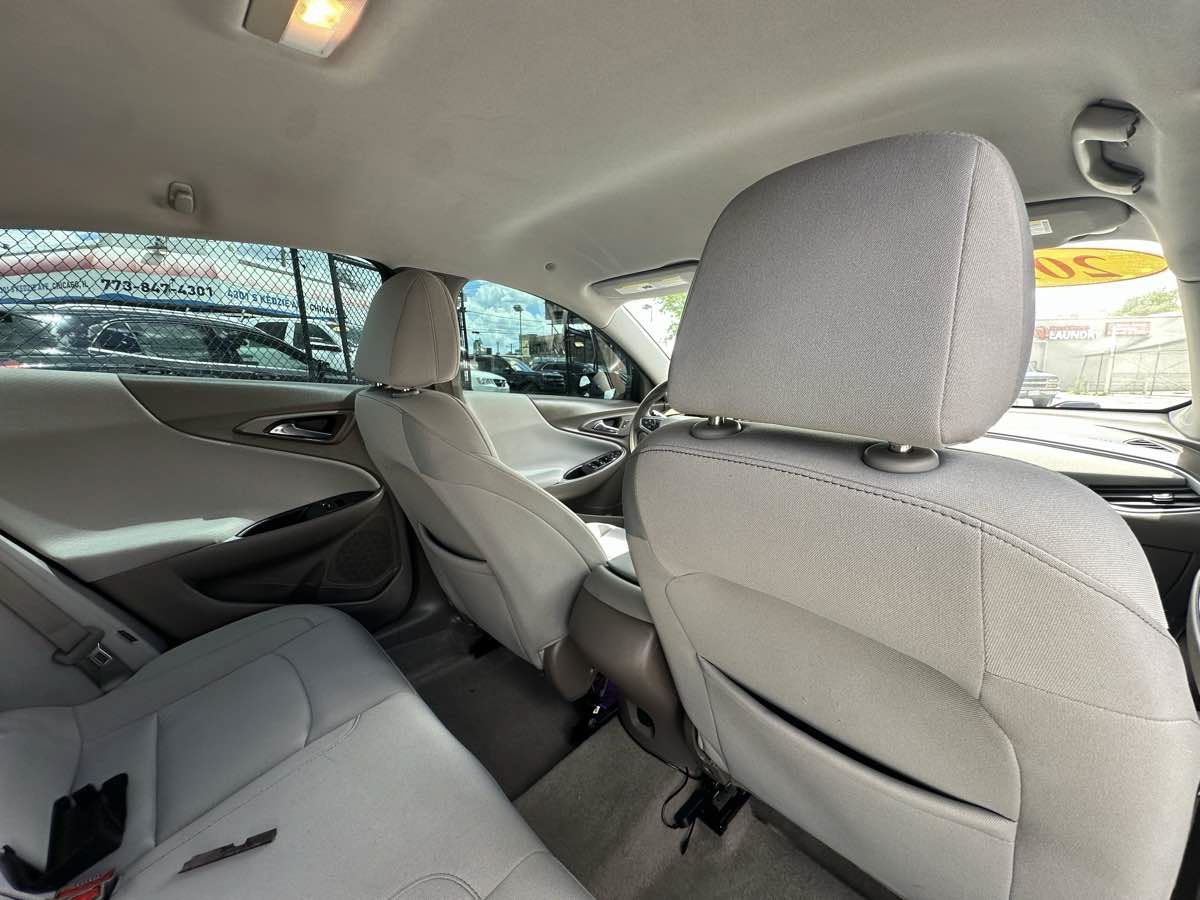Used 2021 Chevrolet Malibu LS FWD image 27