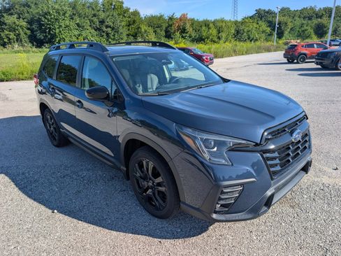 Used 2024 Subaru Ascent Onyx Edition AWD/4WD image 8