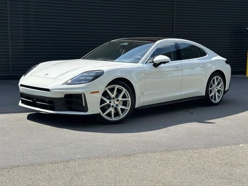 New 2026 Porsche Panamera 4 AWD/4WD image 1