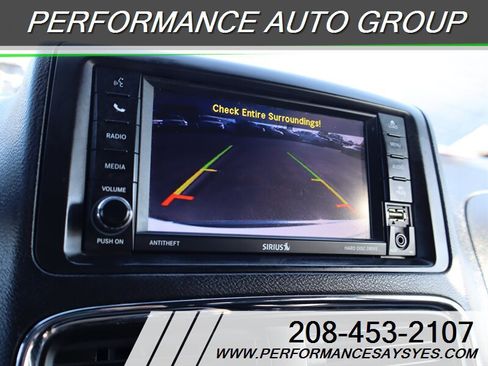 Used 2018 Dodge Grand Caravan SXT FWD image 14