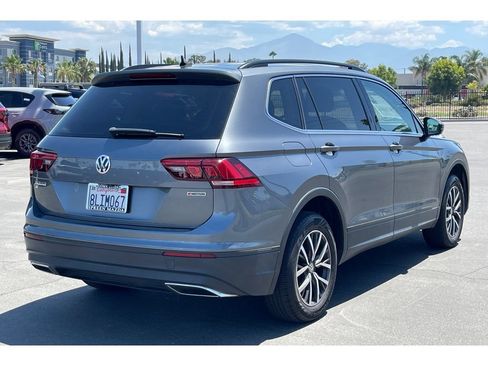 Used 2019 Volkswagen Tiguan SE AWD/4WD image 7