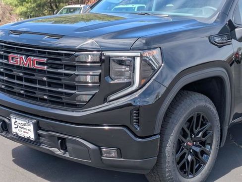 New 2026 GMC Sierra 1500 Elevation AWD/4WD image 9