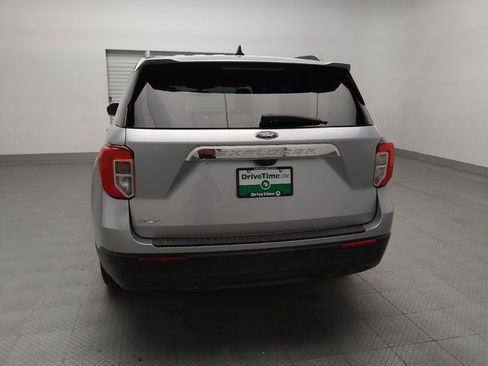 Used 2022 Ford Explorer XLT RWD image 6