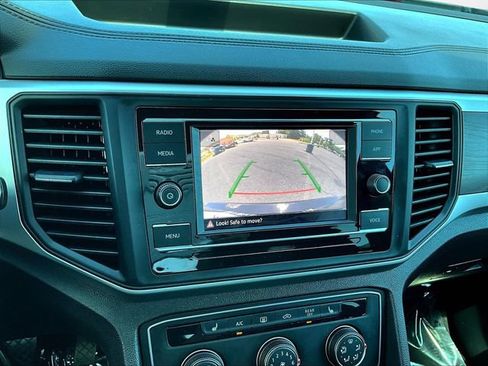 Used 2023 Volkswagen Atlas SE FWD image 15
