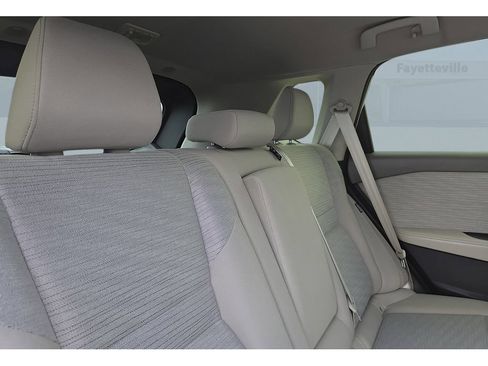 Used 2023 Nissan Rogue SV FWD image 19