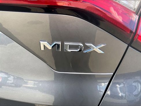 Used 2023 Acura MDX FWD w/ Technology Package image 11