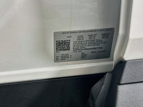 Used 2024 Honda Prologue EX image 12