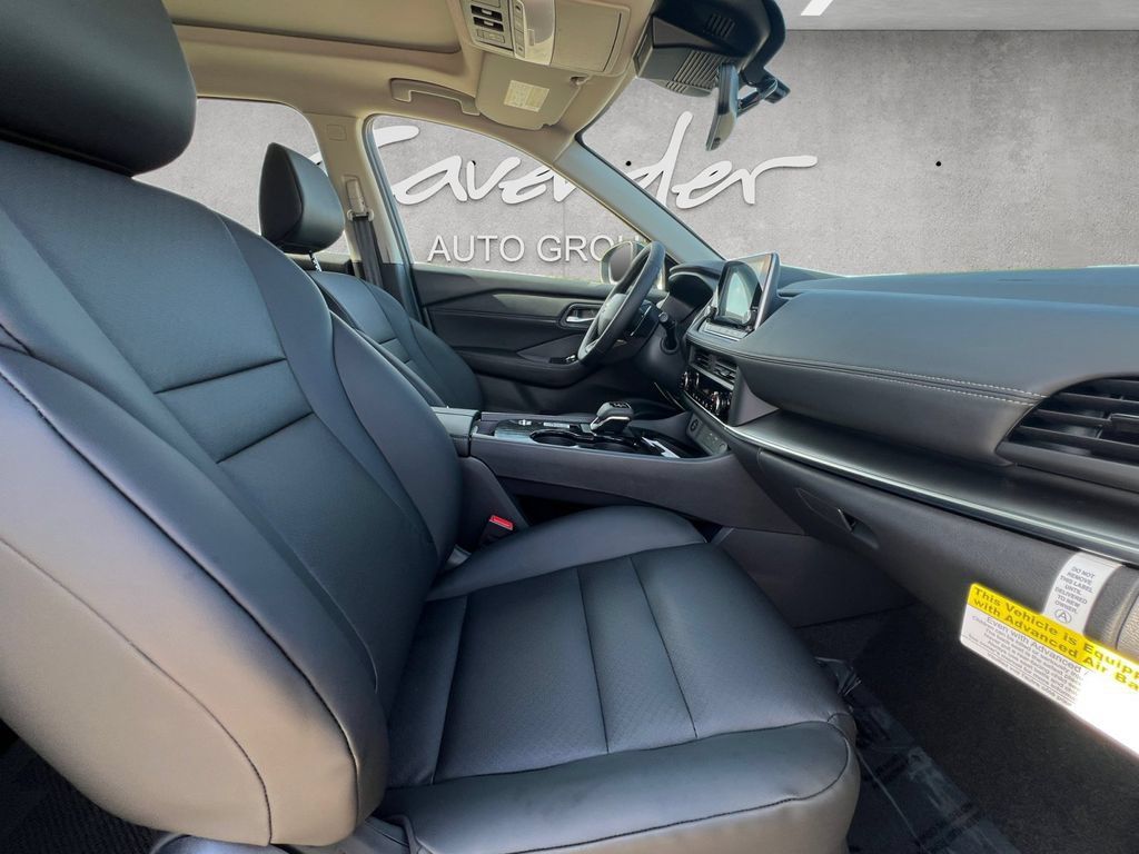 New 2026 Nissan Rogue Dark Armor FWD image 25