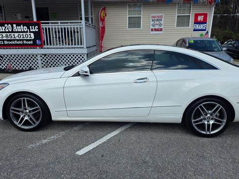 Used 2015 Mercedes-Benz E 400 4MATIC Coupe w/ Premium 1 Package image 1