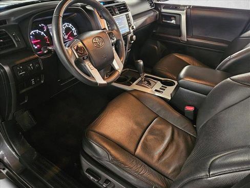 Used 2022 Toyota 4Runner SR5 image 9