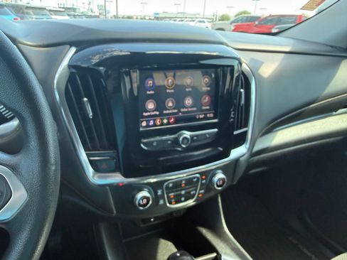 Certified 2020 Chevrolet Traverse LS FWD image 17