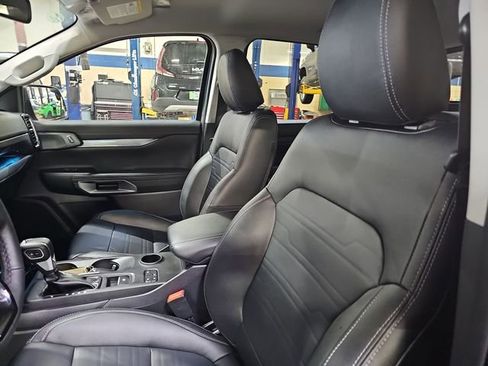 Used 2024 Ford Ranger Lariat w/ Trailer Tow Package image 19