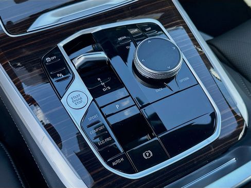 New 2026 BMW X5 sDrive40i w/ Premium Package image 14