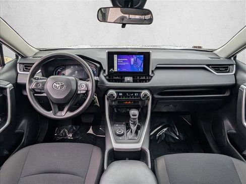 Used 2025 Toyota RAV4 LE image 17
