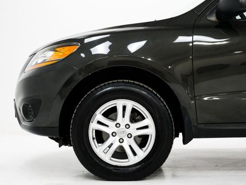 Used 2011 Hyundai Santa Fe GLS image 23