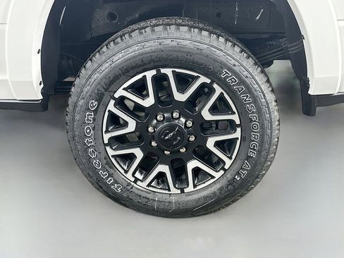 New 2026 RAM 3500 Limited image 17