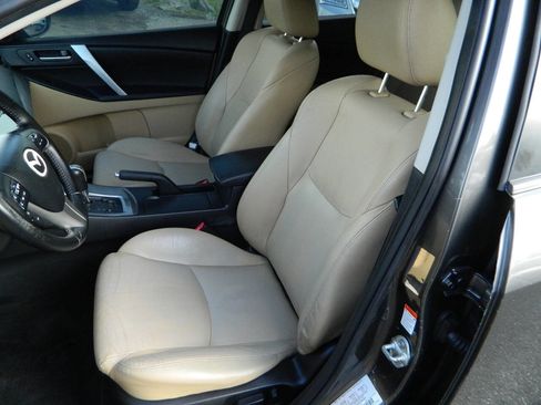 Used 2010 MAZDA MAZDA3 s Grand Touring image 12