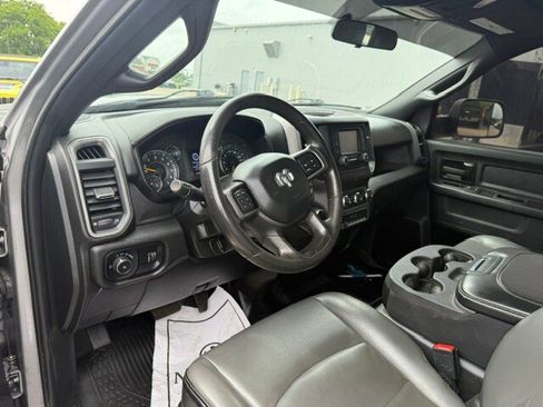 Used 2022 RAM 2500 Tradesman w/ Chrome Appearance Group AWD/4WD image 26