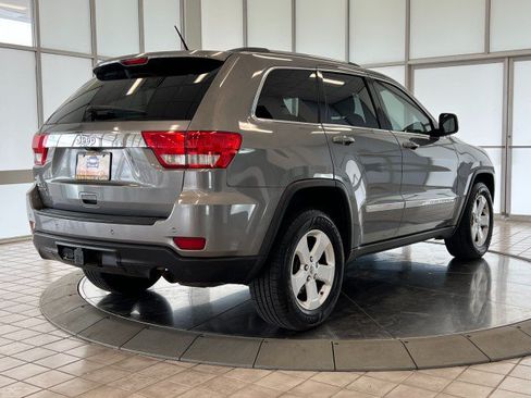 Used 2012 Jeep Grand Cherokee Laredo AWD/4WD image 7