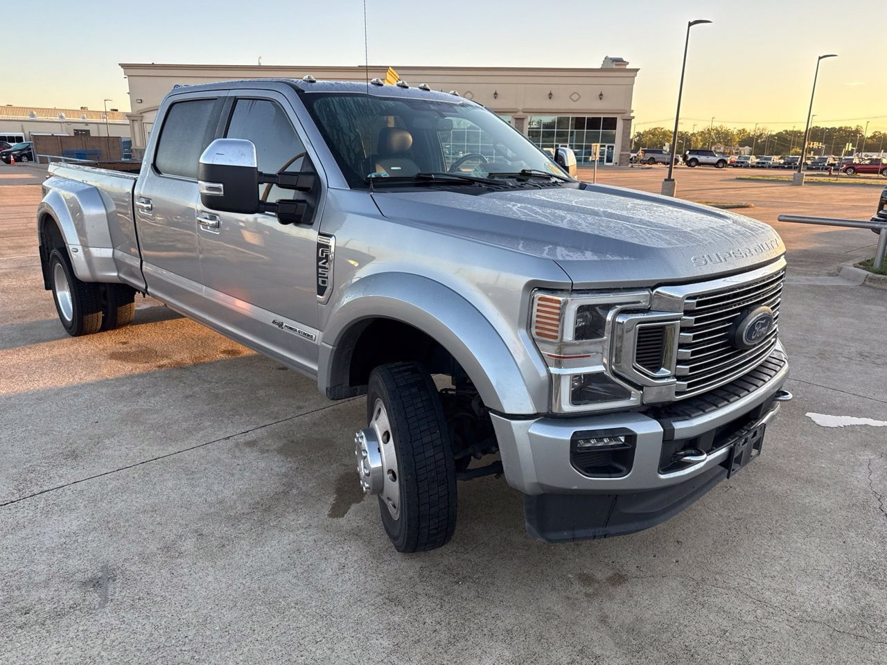 Used 2020 Ford F450 Platinum w/ FX4 Off-Road Package AWD/4WD image 18