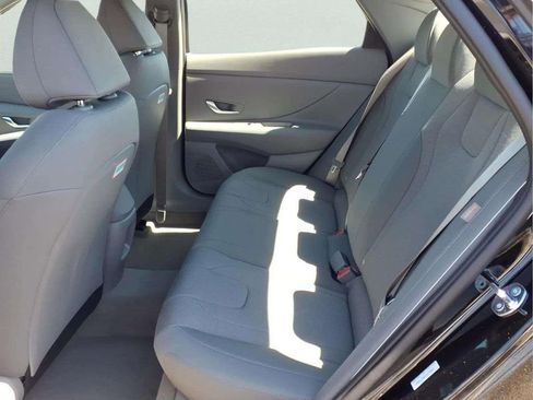 New 2026 Hyundai Elantra SE image 10